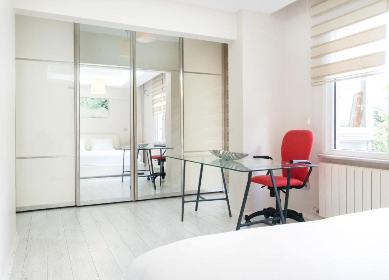 Central And Vibrant Flat With Balcony In Besiktas İstanbul Dış mekan fotoğraf